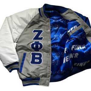 เสื้อแจ็คเก็ตบอมเบอร์ผ้าซาตินสีเทา-น้ำเงิน Zeta Phi Beta ปักลายเชนิลล์ ซับในสั่งทำพิเศษสำหรับผู้หญิง สไตล์กรีก ติดกระดุมแป๊ก เสื้อผ้าพรีเมียม - Product Image 4