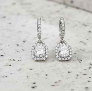 Pendientes Colgantes de Diamantes Cultivados en Laboratorio con Corte Cojín y Halo de Oro de 14K de la Mejor Calidad para Niñas, Joyería Fina - Product Image 3