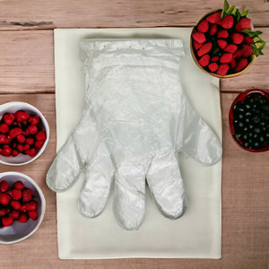 Guantes desechables de plástico HDPE para uso doméstico hechos en Vietnam - Product Image 3