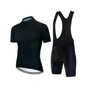 Ensemble de cyclisme professionnel pour homme avec logo personnalisé, maillot de performance minimaliste et short à bretelles rembourré, uniforme de course cycliste aérodynamique - Product Image 4