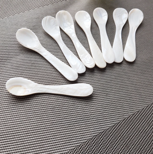 Cuillère artisanale vietnamienne en nacre, fabriquée à partir de coquillages, pour servir du caviar, des œufs, de la crème glacée, des desserts, du café, vaisselle de table. - Product Image 5