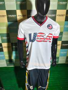 Maillots de football de qualité supérieure, écologiques, à prix abordable, 100 % polyester, respirants et confortables. - Product Image 1