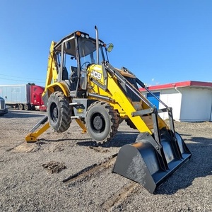 Chargeuse-pelleteuse JCB 3CX robuste conçue pour les travaux d'excavation, de chargement et de construction exigeants, offrant des performances durables - Product Image 4
