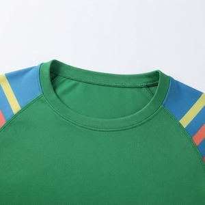 T-shirts de compression MMA personnalisables avec logo couleur, en polyester/nylon, écologiques, haute performance - Product Image 2