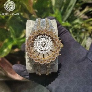 Reloj de Oro de Lujo para Hombre Charm_Jewells, 43 mm, Redondo, Analógico, de Cuarzo, con Esfera de Cristal de Zafiro y Bisel de Diamantes, Correa de Acero Inoxidable - Product Image 1