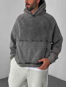 Sweat à capuche pour homme en coton, coupe oversize, style streetwear, avec patchs brodés effet vieilli et logo personnalisé texturé - Product Image 5