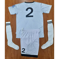 Conjunto de 3 Piezas de Uniforme de Fútbol para Hombre, Camiseta de Fútbol con Diseño de León Tribal Naranja, Pantalones Cortos y Calcetines para Partidos Profesionales