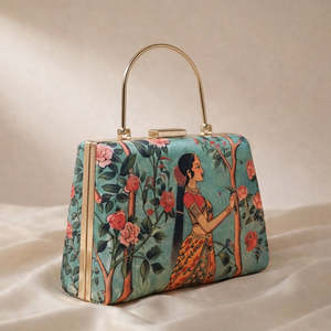 Bolso de Mano con Estampado de Retrato de Mujer Tradicional, Bolso Étnico para Mujer, para Bodas y Eventos - Product Image 2