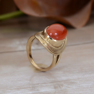 Hermoso Anillo de Cornalina Chapado en Oro, Lindo Anillo de Piedras Preciosas Hecho a Mano con Baño de Oro de 18k, Joyería Minimalista para Chicas - Product Image 2