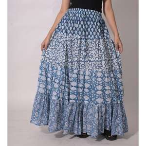 กระโปรงแม็กซี่ผ้าฝ้ายพิมพ์ลายบล็อกทำมือ กระโปรงยาวสไตล์โบฮีเมียนแบบปะติดปะต่อ เสื้อผ้าสำหรับงานเทศกาลของผู้หญิงชาวอินเดีย - Product Image 1