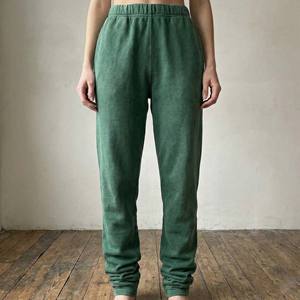 กางเกงวอร์มเอวกลางทรงสแต็ค ย้อมสีแบบวินเทจ สีสั่งทำพิเศษ ผ้าฝ้ายหนานุ่ม กางเกงจ็อกเกอร์ทรงทางการ ยาวพิเศษ ล้างสีแบบแอซิดวอช - Product Image 1