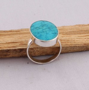 Handcrafted 925 Sterling Silver Oval <b>Turquoise</b> <b>Ring</b> Minimalist Smooth Bezel Gemstone Statement <b>Ring</b> Boho Style Party Classic OEM - Product Image 5