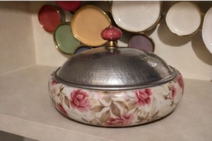 ชุดอุปกรณ์ครัวดีไซน์สวยงาม หม้อไฟบุฟเฟ่ต์ไม้และมีนา พร้อมฝาปิดแบบตอกลาย ราคาประหยัด - Product Image 4