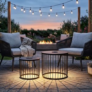 Set di 2 Tavolini Moderni Alimentati a Energia Solare con Luci LED, Tavolini Laterali a Gabbia in Metallo per Uso Esterno - Product Image 1