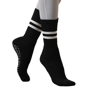 Chaussettes de yoga fitness, bas longs rayés - Product Image 2