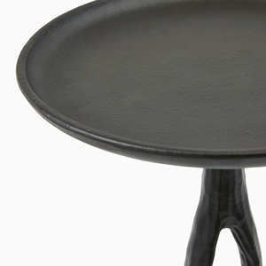 โต๊ะบาร์อะลูมิเนียมหล่อขึ้นรูปทรงศิลปะ ฐานรูปทรงกิ่งไม้ หน้าโต๊ะทรงกลม สีดำด้าน ฐานตั้งมั่นคง ดีไซน์ทันสมัย โดดเด่นเป็นเอกลักษณ์ - Product Image 4