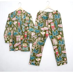 Conjunto de Pijama Casual de Primavera, Hecho a Mano, Ecológico, Duradero, 100% Algodón, con Estampado Floral, Cuello Camisero, Cuello en V, Manga Larga y Cintura Elástica - Product Image 4
