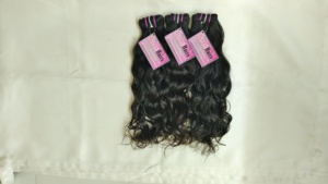 Cabello Humano Remy Sin Procesar del Templo de Chennai, Cabello Natural Rizado con Cutícula Alineada, 100 Gramos, Cabello Rizado Indio Natural del Templo, Fabricante - Product Image 2