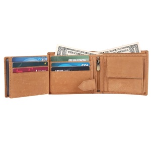 Portefeuille en cuir pour homme, grande capacité, avec porte-cartes et organisateur d'argent, idéal pour les voyages, disponible à la vente en gros - Product Image 5