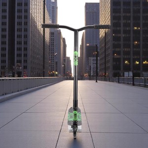<span class=keywords><strong>Trottinette</strong></span> <span class=keywords><strong>freestyle</strong></span> pour débutants avec roues en PU de 100 mm, noyau en plastique, fabrication OEM, vente en gros - Product Image 1