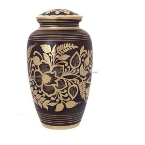Urnas de cremación de latón clásicas y de alta calidad con diseño de flores Color dorado y negro acabado para cenizas humanas - Product Image 5
