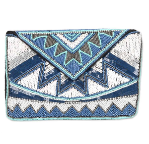 Sac à bandoulière élégant brodé et perlé pour femme avec motifs floraux complexes et artisanat haut de gamme fait main - Product Image 4