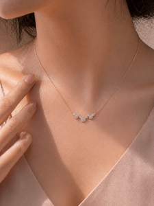 Collier Pendentif Diamant Plaqué Or Rose 18K, Chaîne Serpent Minimaliste, Coupe Brillante, Sertissage Griffe, Fleur, pour Femme, Usage Quotidien - Product Image 1