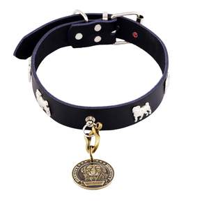 Breloque de collier pour chien en laiton rond avec motif de patte Emily Pets, étiquette d'identification pour chiens et chiots - Product Image 3