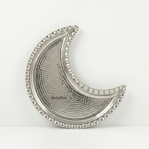 Elegante Bandeja de Servicio Plateada con Forma de Luna Creciente Árabe, Decoración Premium para Eventos de Ramadán, Bandejas de Servicio de Metal Pulido de Alta Calidad y Durabilidad - Product Image 1