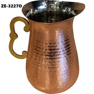 Pichet en métal rustique de luxe, fait main, style vintage, pour la maison, la cuisine et l'hôtellerie, avec intérieur en céramique écologique de qualité supérieure - Product Image 5