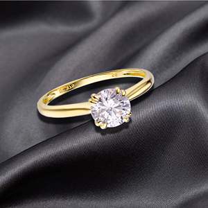 Anillo de Compromiso RB Gems Clásico con Moissanita en Engaste Solitario, Bañado en Rodio, Oro Sólido de 10k, Banda Nupcial Minimalista - Product Image 4