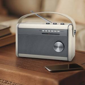 Radio FM portable de style rétro ODM, haut-parleur sans fil, icône de fréquence illuminée, mono 5W, batterie intégrée, boîtier en plastique, écran - Product Image 4