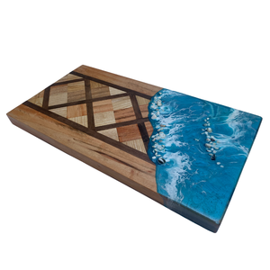 Planche à découper rectangulaire en bois avec design océanique en résine bleue, antidérapante, lavable au lave-vaisselle, non toxique, emballage individuel pour cuisine - Product Image 2