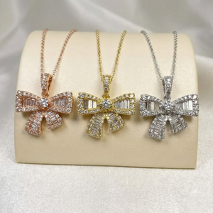 Chine Usine Artistique Beauté Bijoux Naturels 18k Solide Or Blanc Véritable Diamant Baguette Papillon Mode Pendentif & Charmes - Product Image 4