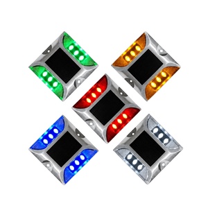 Balises routières solaires à LED, marqueurs de voie en aluminium à LED, réflecteurs de sécurité routière étanches pour autoroute et parking - Product Image 1