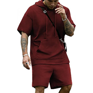Ensemble décontracté streetwear pour homme : sweat à capuche et short en coton premium – Tenue d'été confortable et tendance pour la gym, le fitness et le quotidien - Product Image 1