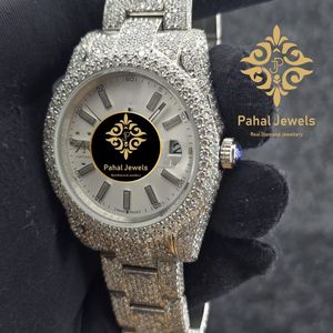 Reloj de Cuarzo Analógico de Lujo en Acero Inoxidable con Correa de 18 mm, Tono Plateado, Visualización de Fecha, Joyería Elegante para Hombre - Product Image 3