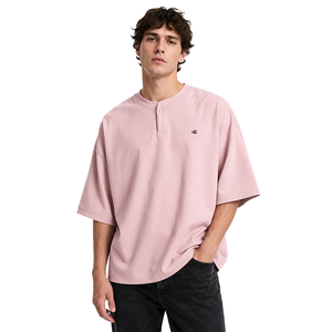 Camiseta casual de algodón tipo waffle con cuello Henley, hombros caídos, logotipo personalizado, manga 3/4, transpirable, estilo urbano, camisas para hombre, personalización. - Product Image 1