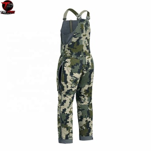 Overol de Caza para Hombre con Camuflaje Digital Pixelado, Ajustable en los Hombros, Cierre Central Completo y Cierre Doble en las Musleras - Product Image 2