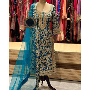 Belle broderie et pierre travail à la main Dupatta Top-Bottom Set Taille 2XL - Product Image 1