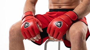 ถุงมือ MMA Dumela EVO สีแดงด้าน หนังแท้ ระบายอากาศได้ดี ปรับแต่งได้ คุณภาพสูง สำหรับทุกฤดูกาล อุปกรณ์ป้องกันสำหรับการฝึกซ้อม รุ่น Model - Product Image 4