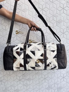 Sacs de voyage en cuir de vachette de haute qualité, sacs uniques conçus par des artisans, sacs de voyage unisexes, sacs de voyage multi-usages, sacs de voyage de grande taille - Product Image 2