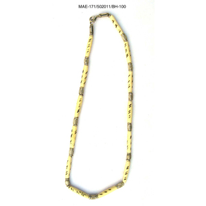 Collar Étnico con Cuentas de Color Amarillo Cuerno y Detalles en Plata Antigua, Joyería de Moda Unisex - Product Image 1