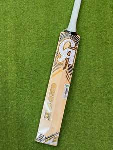 Bate de críquet CA Sports Gold 20K Edition English Willow con funda de bate de regalo, agarre adicional y lámina protectora, todo incluido. - Product Image 2