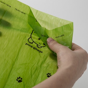 Bolsas para excremento de perro personalizadas al por mayor, de color y tamaño a medida, hechas de HDPE, material sostenible y compostable, para desechos de perro, bolsas premium para excremento de perro. - Product Image 4