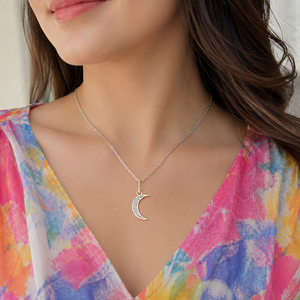 Collier en argent sterling 925 avec pendentif lune croissante en moissanite pour femme, bijou de mode avec diamant rond brillant - Product Image 4