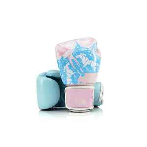 Gants de boxe robustes pour entraînement intensif et sparring, design à courbe naturelle pour une fermeture de poing optimale - Product Image 1