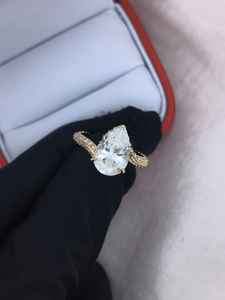 Anillo de Diamante Cultivado en Laboratorio con Corte Pera Personalizado, Oro Sólido de 14k, Certificado IGI, Color Blanco D, para Mujer y Hombre, Aniversario - Product Image 3