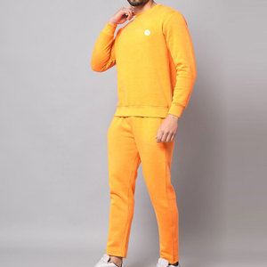 Conjunto Deportivo para Hombre para Actividades Diarias con Material Suave, Corte Relajado y Comodidad Moderna - Product Image 3