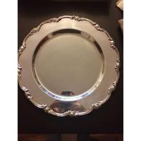Assiette de présentation en laiton style floral, finition argentée, qualité supérieure, style américain, pour événements, vaisselle de table, assiettes décoratives